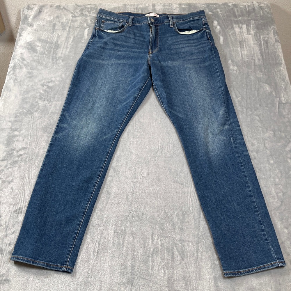 Lucky Brand 410 Athletic Straight Mens Jeans 36x32 Medium Wash Blue Denim